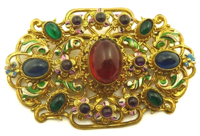 Czecho brooch deals